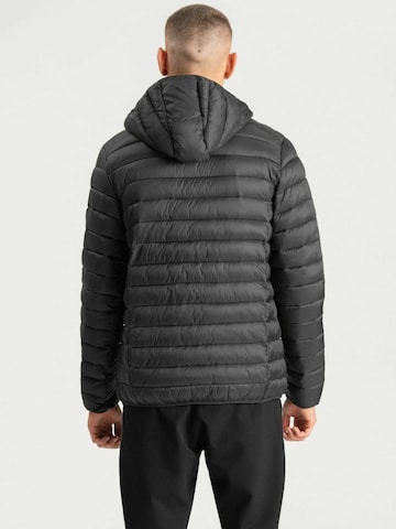 Giacca di mezza stagione ' Hooded Light ' di TEESHOPPEN in nero