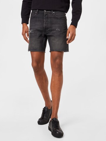 LEVI'S ® Regular Jeans '501  93 Shorts' in Black: front