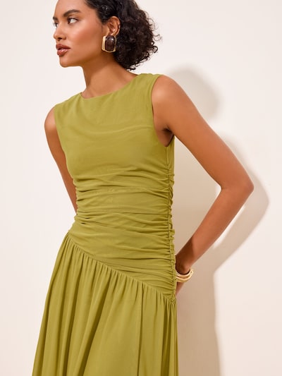 Lipsy Robe en 34 en citron vert, Vue avec produit