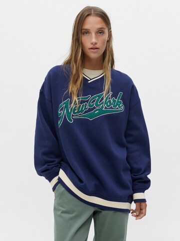 Pull&Bear Sweatshirt in Blauw: voorkant