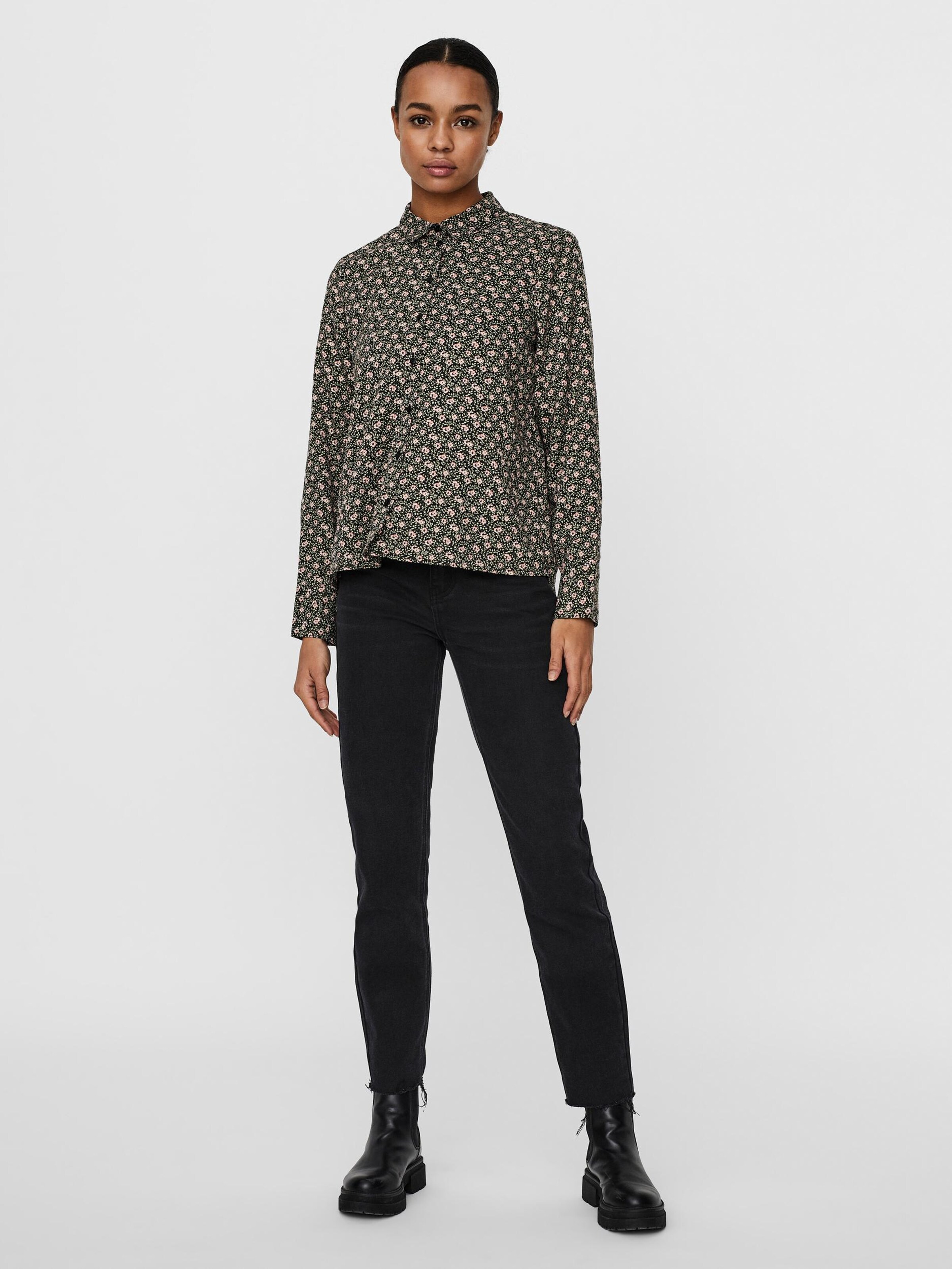 Frauen Blusen & Tuniken VERO MODA Bluse 'Isa' in Schwarz - XF40207 Frauen Blusen & Tuniken VERO MODA Bluse 'Isa' in Schwarz - XF40207