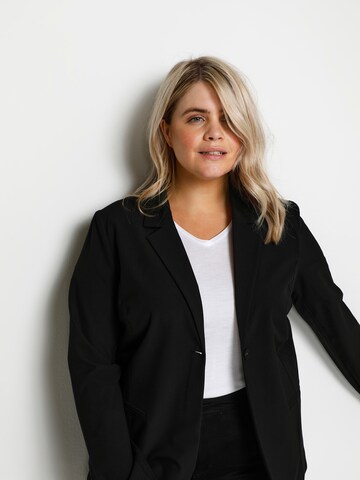 Blazer 'KC Jia' KAFFE CURVE en noir