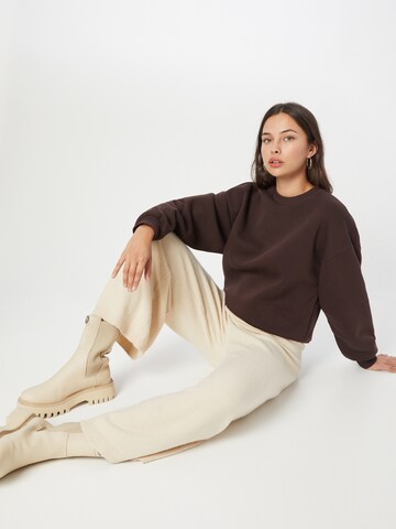 Gina Tricot Sweatshirt i brun