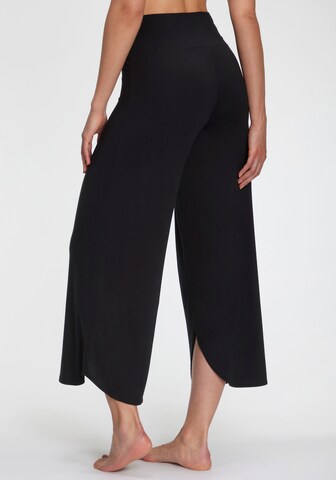 LASCANA Wide Leg Hose in Schwarz