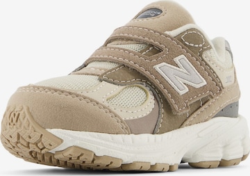 Baskets '2002' new balance en beige : devant