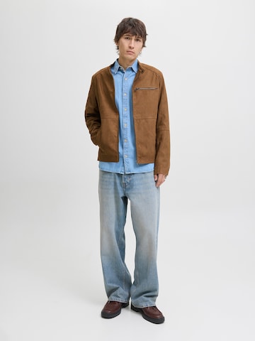 JACK & JONES Демисезонная куртка 'JJEDYLAN' в Коричневый