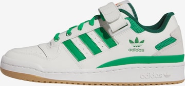 Baskets basses 'Forum' ADIDAS ORIGINALS en blanc : devant