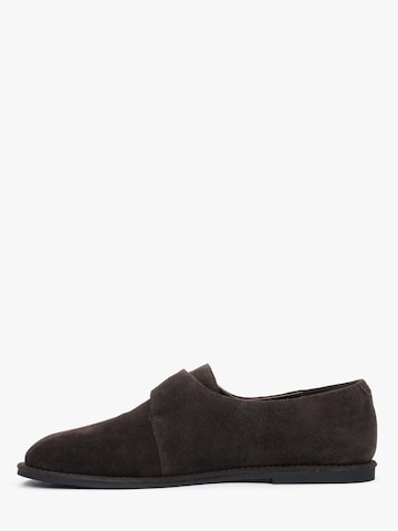 Estro Classic Flats '5831-1' in Brown