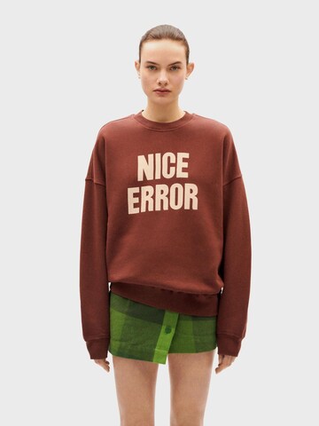 Thinking MU Sweatshirt 'Nice Error' in Brown: front
