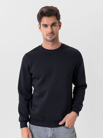 Jacey Quinn - Sweatshirt 'Edrick' em azul: frente