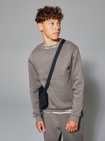 Felpa di NAME IT in grigio: frontale