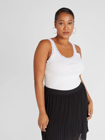 ONLY Carmakoma - Top 'XENA' em branco: frente