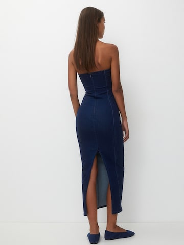 Pull&Bear Kleid in Blau