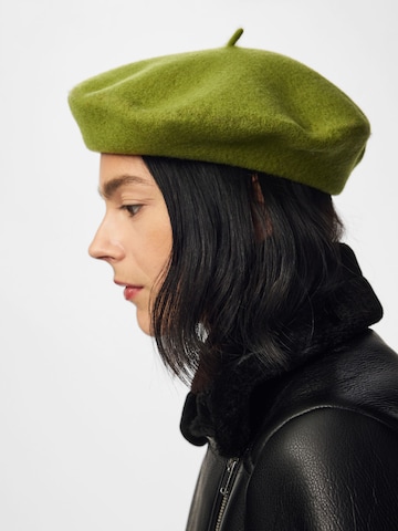 Berretto 'PCFrench' di PIECES in verde