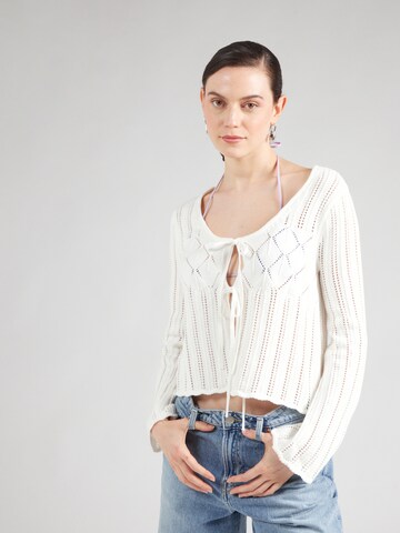 HOLLISTER Pletena jopa | bela barva: sprednja stran