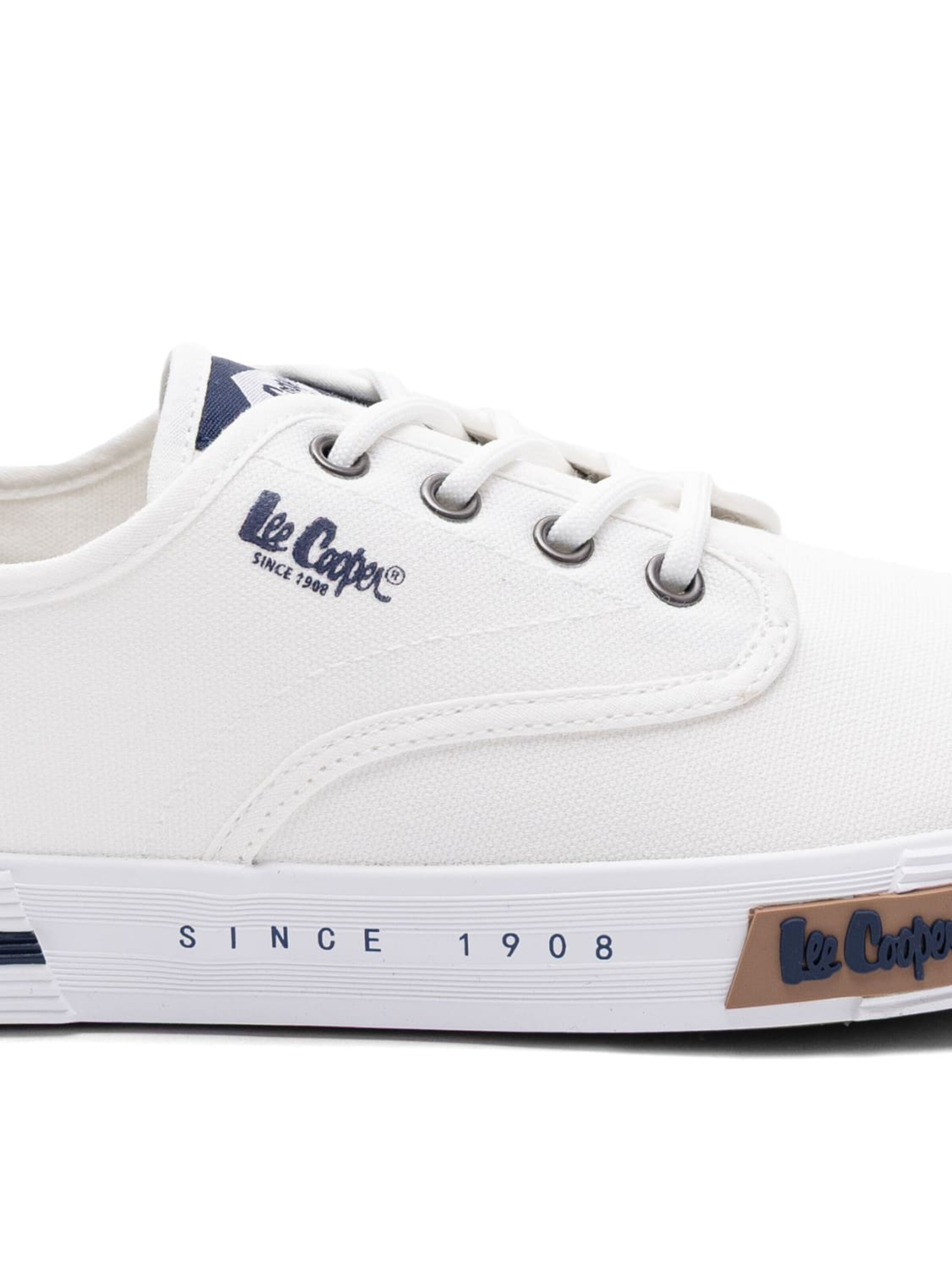 Lee Cooper Platform trainers 'LCW-26-02-4086MC' in White