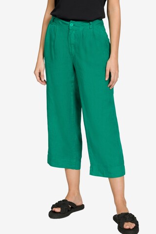 Gina Laura Pleat-Front Pants in Green: front