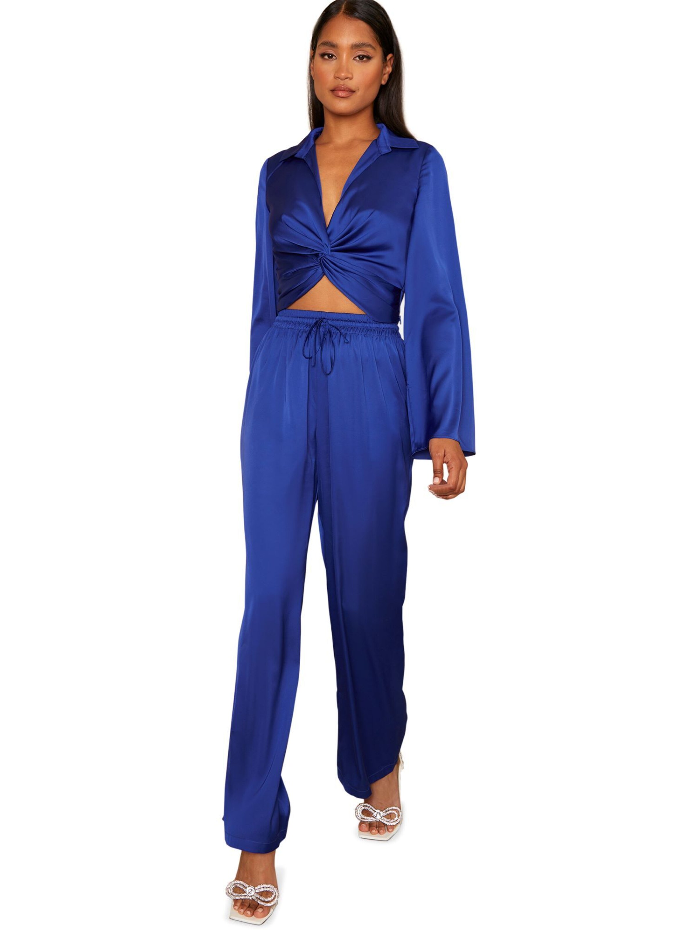 Chi Chi London Μπλούζα σε μπλε