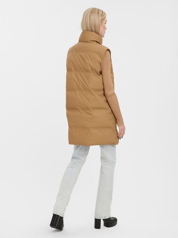 VERO MODA Bodywarmer in Bruin