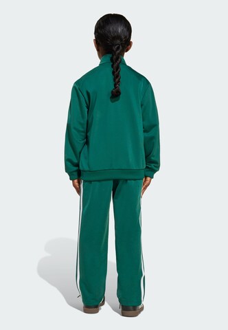 ADIDAS ORIGINALS - Ropa para correr 'Firebird' en verde