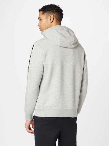 Nike Sportswear Sweatshirt 'Repeat' in Grau