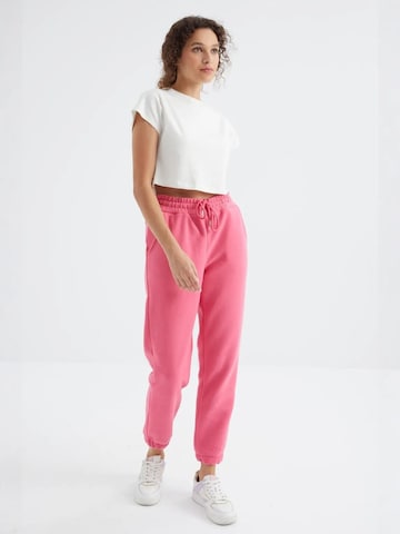 regular Pantaloni sportivi di Tommy Life in rosa