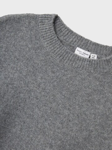 NAME IT Pullover i grå