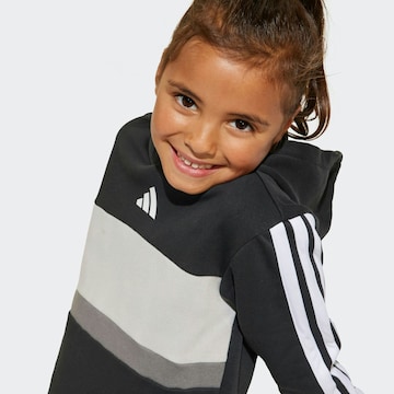 ADIDAS SPORTSWEAR Тренировочный костюм в Черный