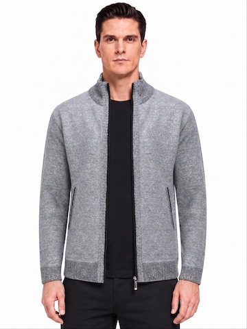 ALLTHEMEN Knit Cardigan in Grey: front