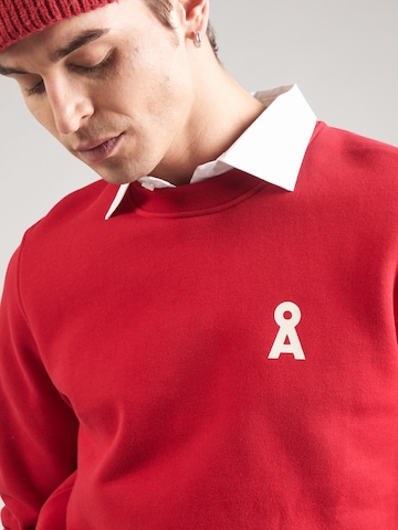 ARMEDANGELS Sweatshirt 'BAARO CHANGES' i röd