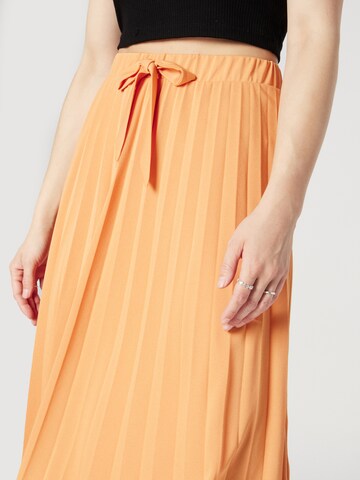 Guido Maria Kretschmer Women Skirt in Orange