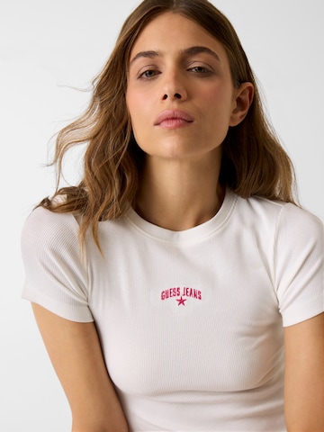 GUESS JEANS Μπλουζάκι σε λευκό