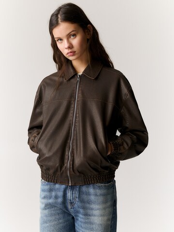 Pull&Bear Overgangsjakke i brun: forside