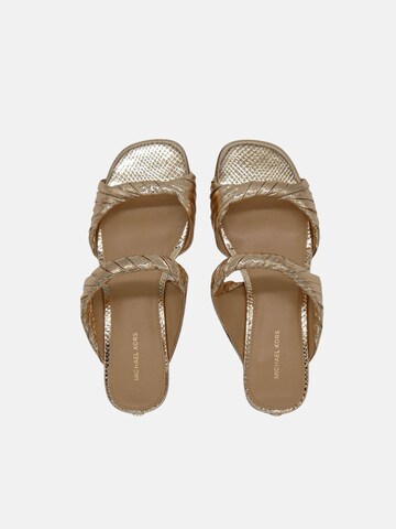 Sandalo 'MICHAEL KORS KIANA FLAT SANDAL Scarpe' di Michael Kors in oro