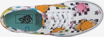 Sneaker low de la VANS pe alb