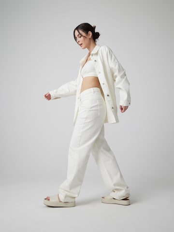 A LOT LESS Between-Season Jacket 'Mathilda' in White