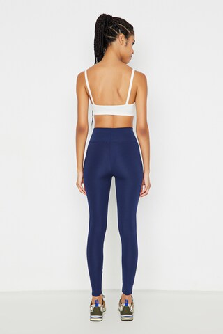 Trendyol - Skinny Pantalón deportivo en azul