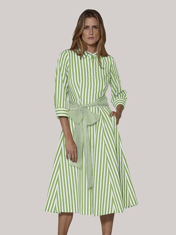 MADELEINE Kleid in Grün: Vorderseite