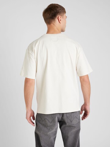 T-Shirt Pequs en blanc