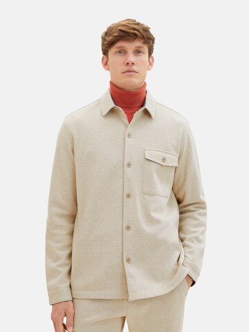 Coupe regular Chemise TOM TAILOR en beige : devant