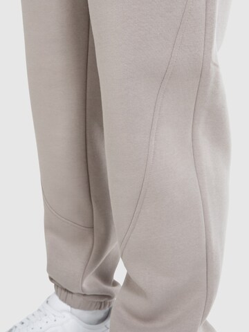 Smilodox Tapered Broek 'Viktor' in Bruin