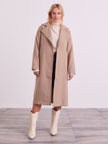 ABOUT YOU x Iconic by Tatiana Kucharova Between-Seasons Coat 'Livia' in Beige