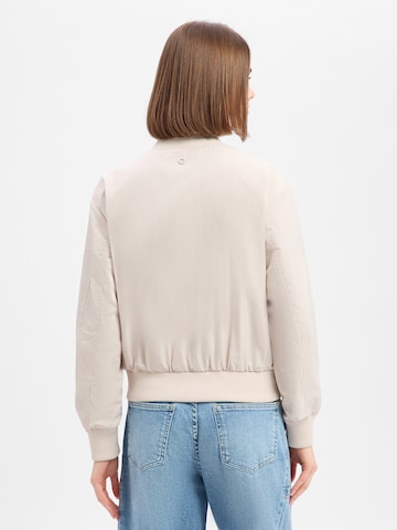 Marie Lund Between-Season Jacket in White