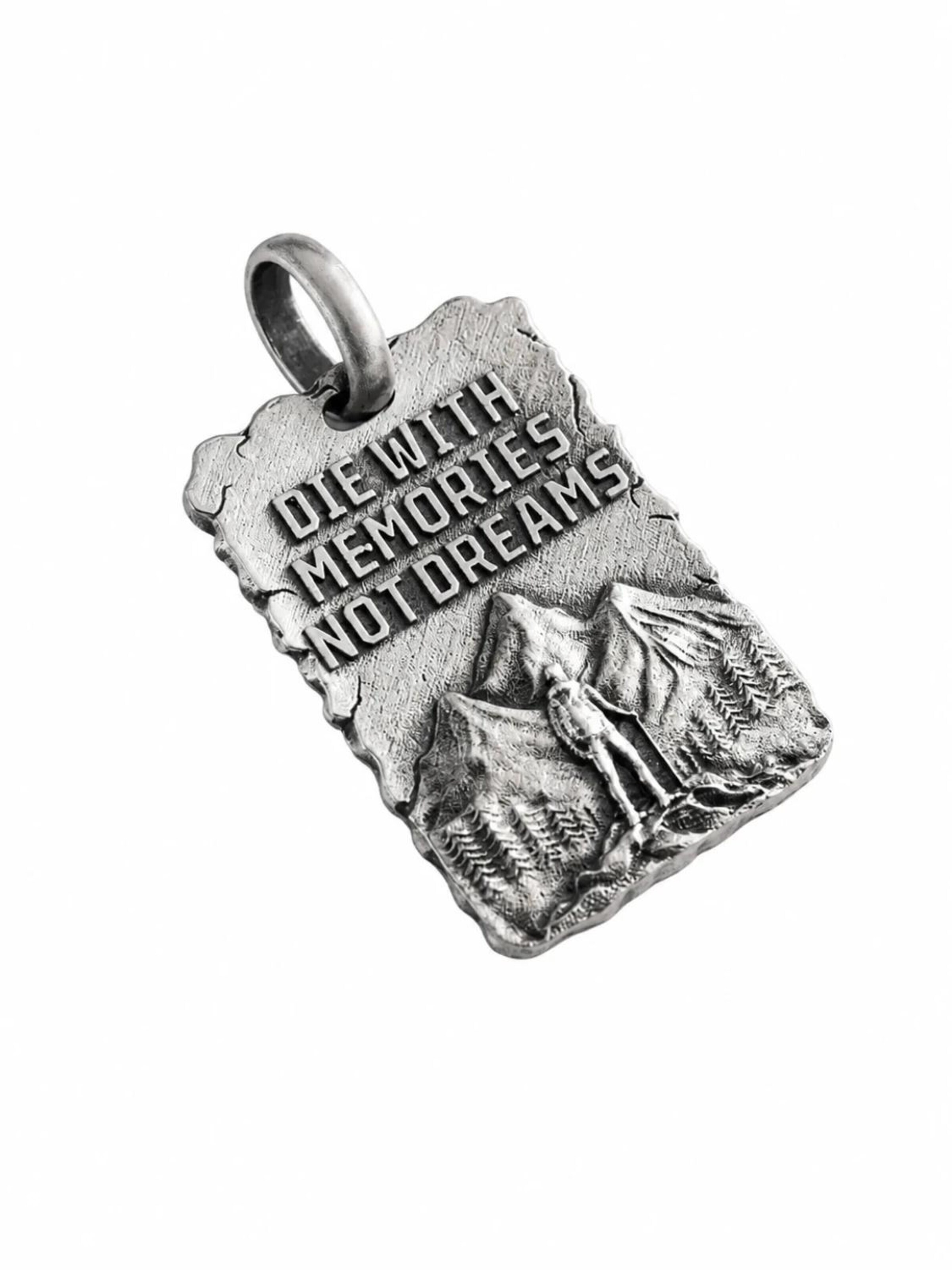 Pendentif 'BEYOND DREAMS' REYTEL en argent : devant