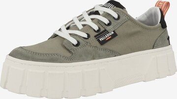 Palladium Sneakers in Green: front