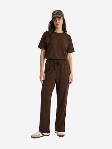 Completo pantalone di Bianco Lucci in marrone
