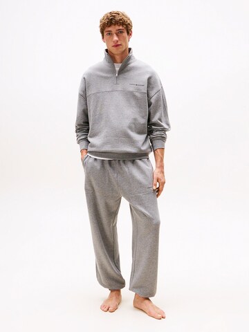 TOMMY HILFIGER Sweatshirt in Grijs