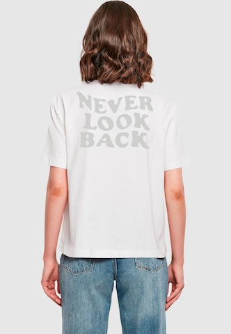 Miss Tee Póló 'Never Look Back' - fehér: elől