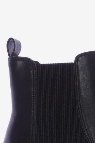 Graceland Dress Boots in 38 in Black