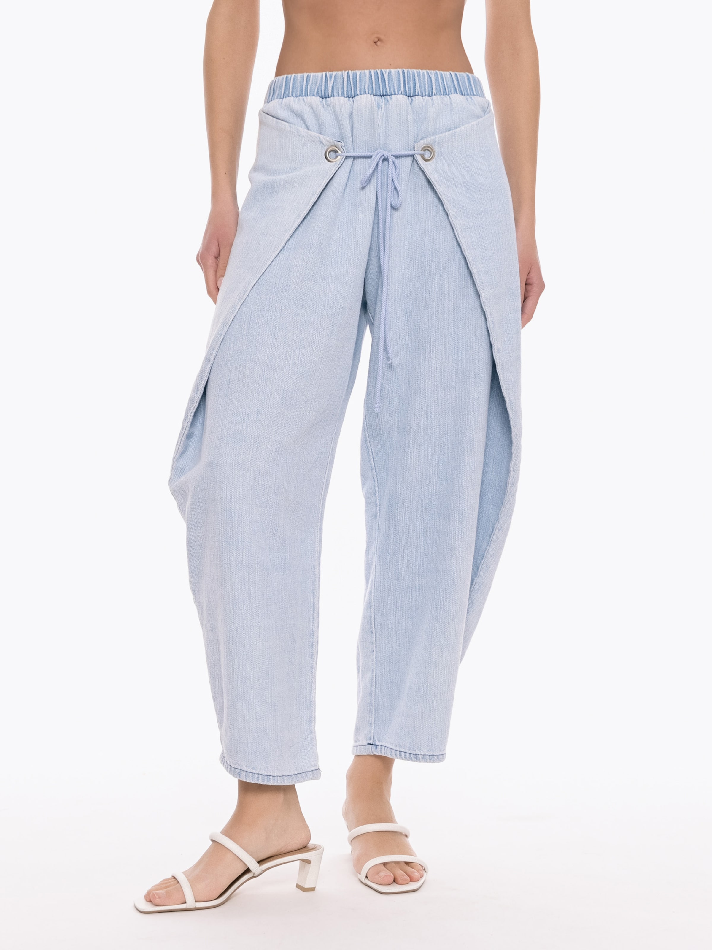4TAILORS Tapered Byxa i blå